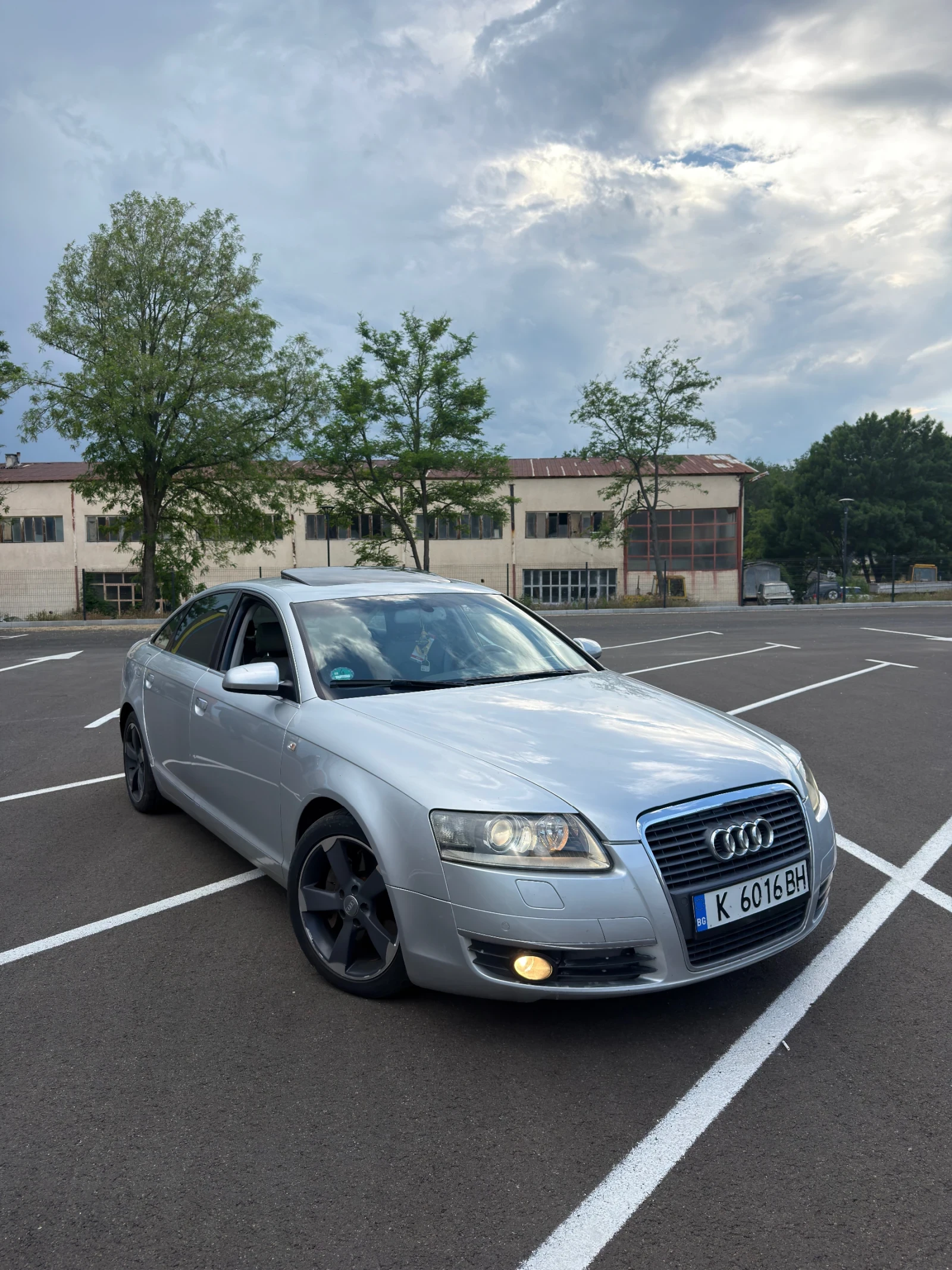 Audi A6 quattro 
