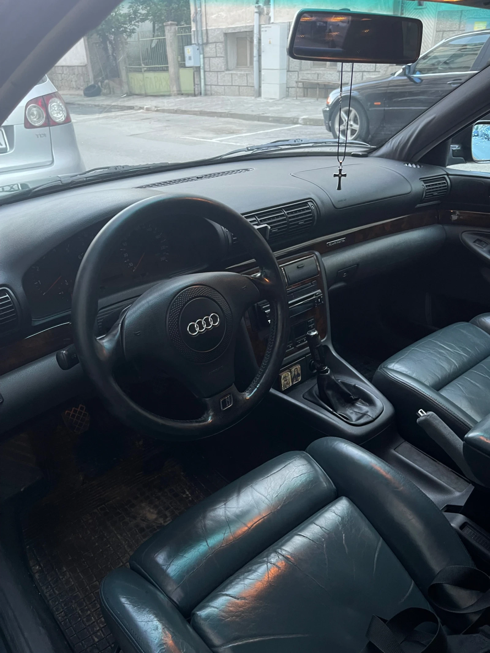 Audi A4 1.8t quatro , снимка 9 - Автомобили и джипове - 55342269