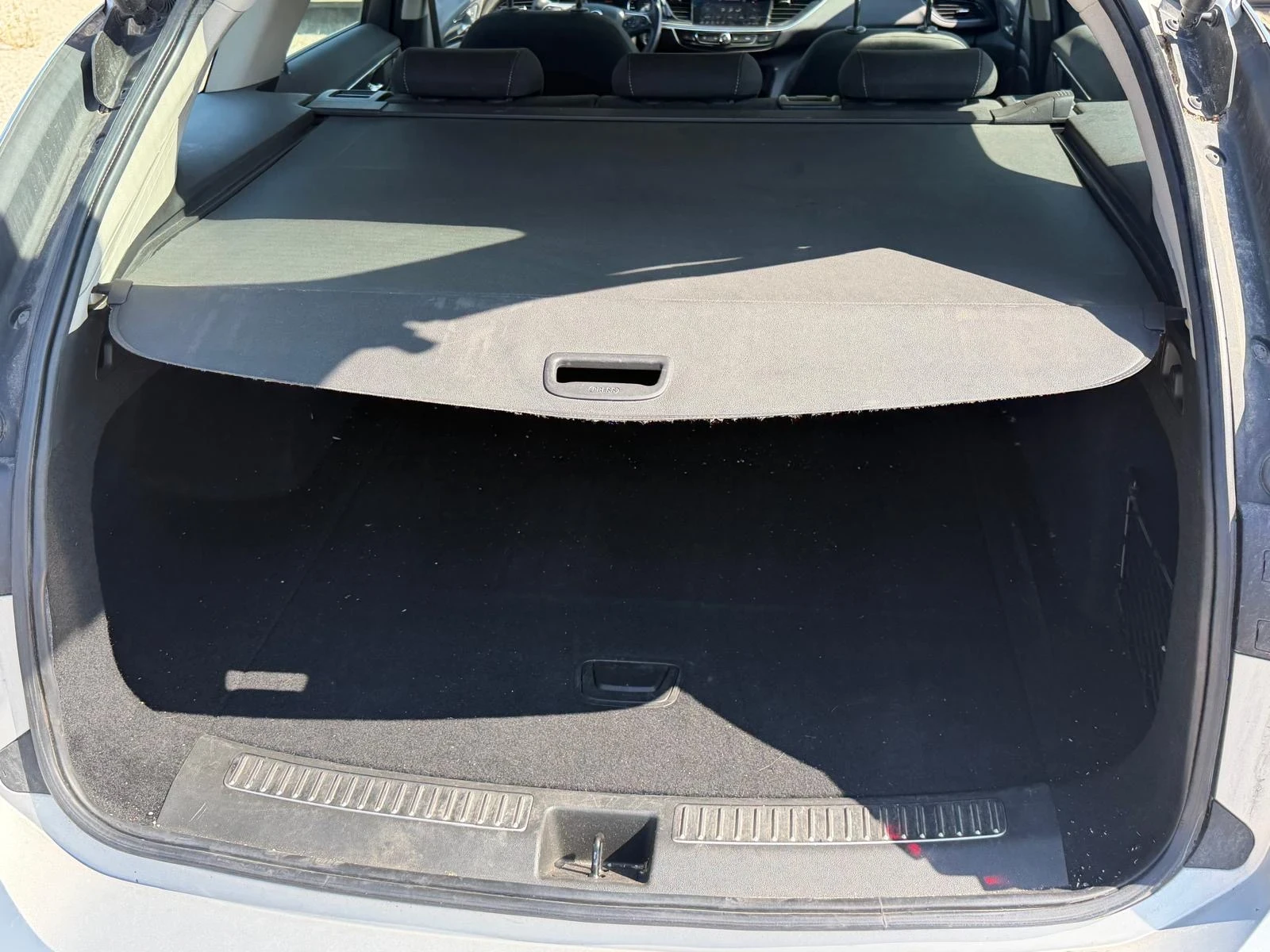 Opel Insignia FULL LED* NAVI* 1.5td 122hp* 2020г* евро 6, снимка 6 - Автомобили и джипове - 55451585