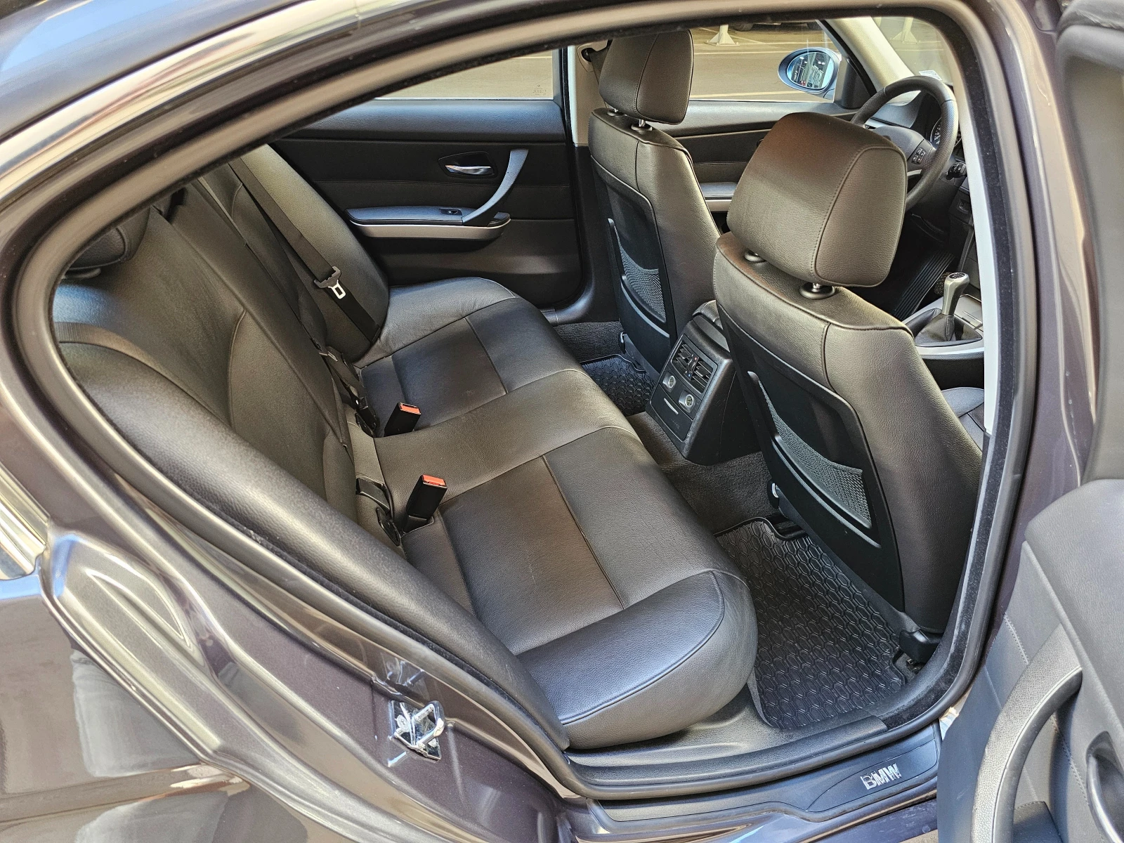 BMW 325 i, снимка 12 - Автомобили и джипове - 55793408