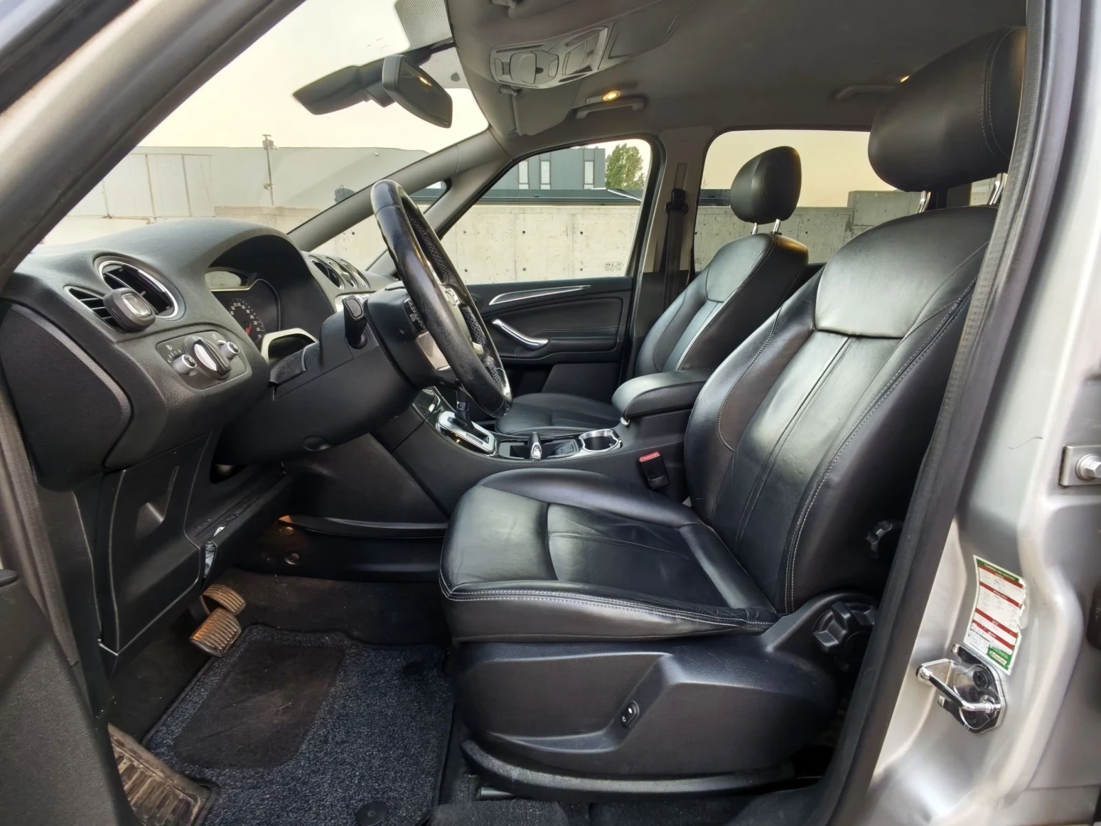 Ford S-Max 2.0 HDI 163, снимка 15 - Автомобили и джипове - 55925481