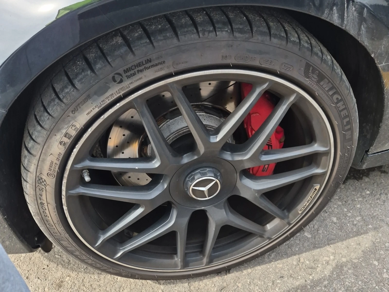 Mercedes-Benz E 63 AMG * АВТОКРЕДИТ * ГЛАВНО ПРЕДСТАВИТЕЛСТВО, снимка 6 - Автомобили и джипове - 55951605