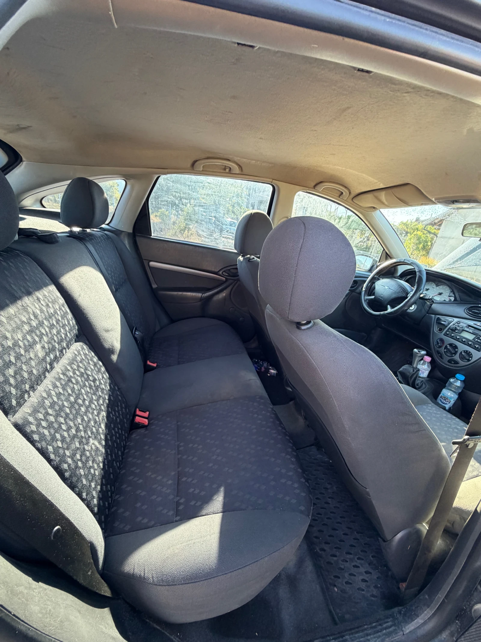 Ford Focus 1.6i* , снимка 8 - Автомобили и джипове - 56555187