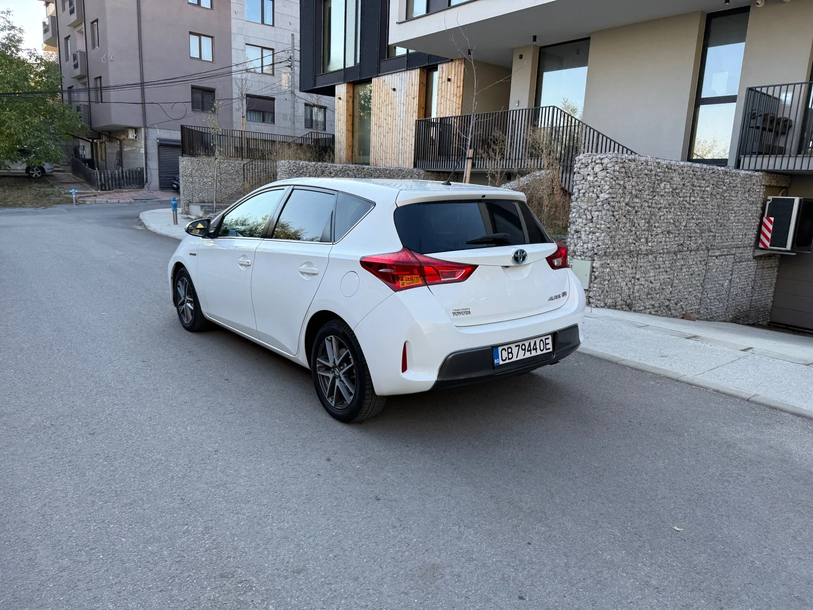 Toyota Auris 1.8 Hybrid  | Mobile.bg � ����������� 7