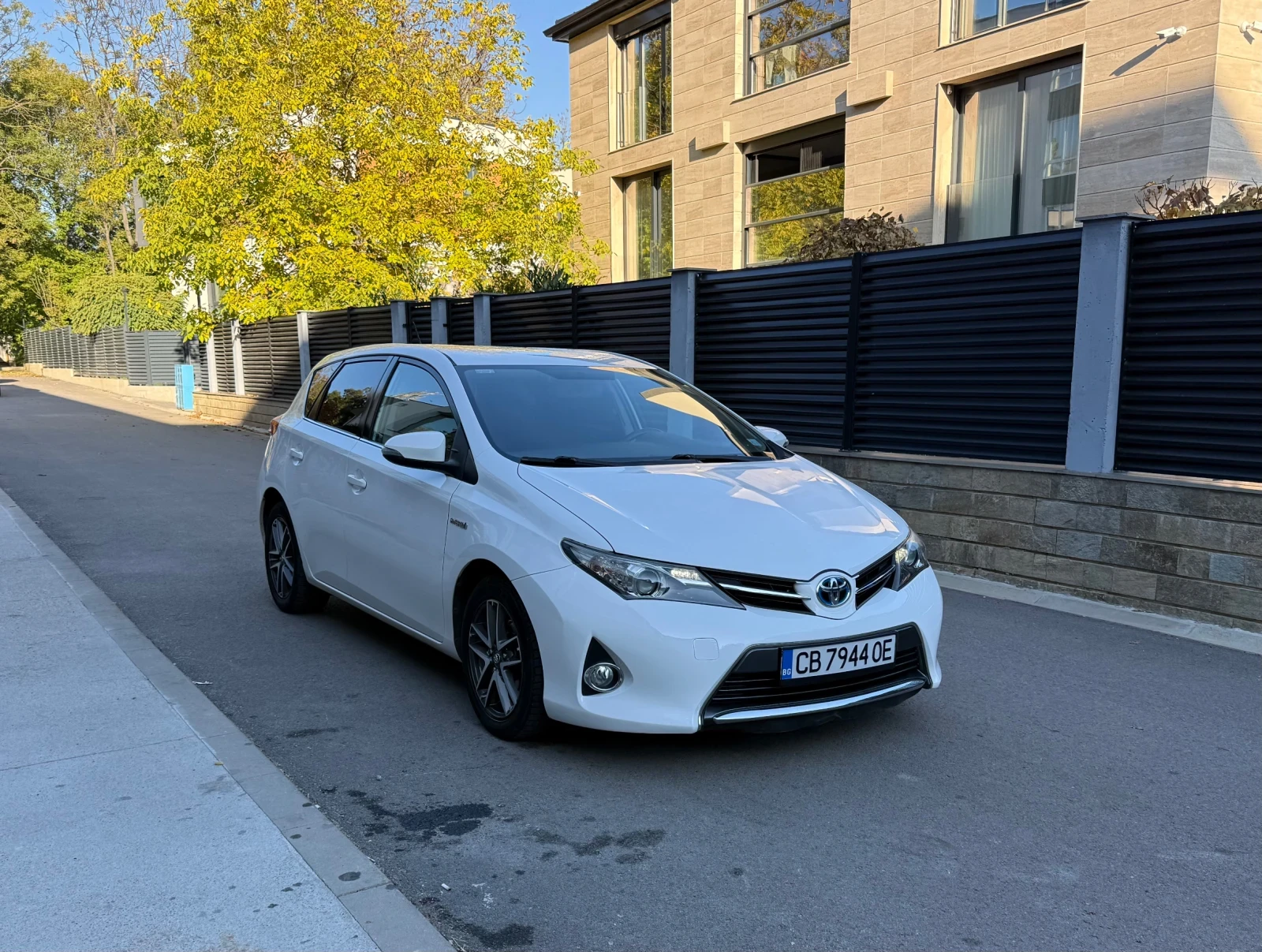 Toyota Auris 1.8 Hybrid  | Mobile.bg � ����������� 3