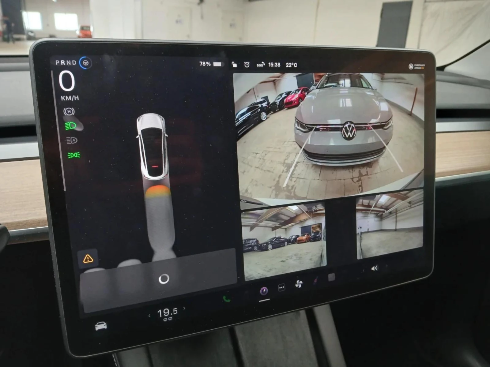 Tesla Model Y Standart Range Leather LED Navi Camera, снимка 14 - Автомобили и джипове - 56651055