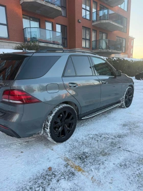 Mercedes-Benz GLE 43 AMG * CARFAX * ОПЦИЯ ЗА ФИНАНСИРАНЕ, снимка 3