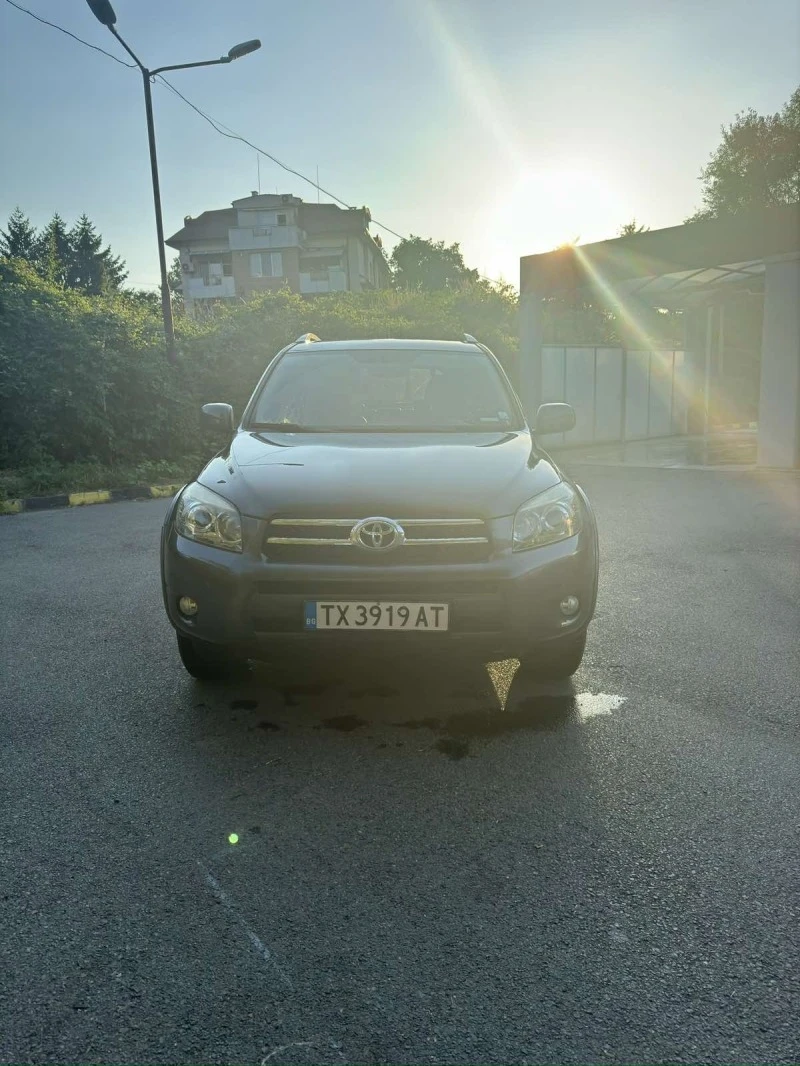 Toyota Rav4 2.2 D-CAT, снимка 2 - Автомобили и джипове - 47419959