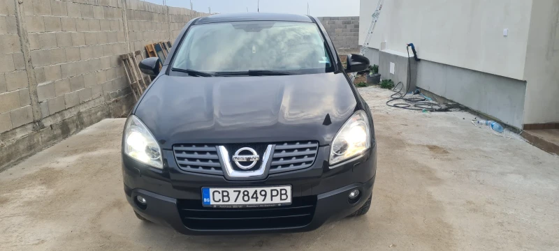 Nissan Qashqai Газ ТОП състояние!, снимка 1 - Автомобили и джипове - 49462675