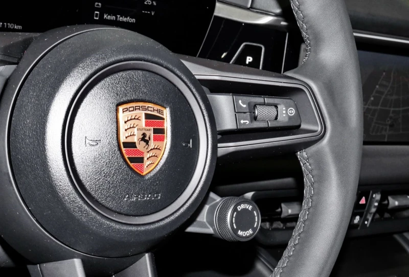 Porsche Macan * MEMORY* PANO* MATRIX* CAM* , снимка 10 - Автомобили и джипове - 50189306