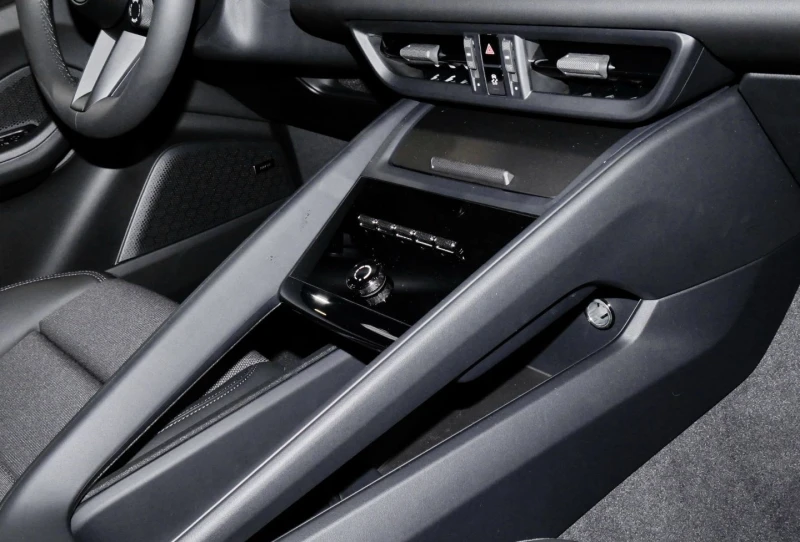 Porsche Macan * MEMORY* PANO* MATRIX* CAM* , снимка 12 - Автомобили и джипове - 50189306