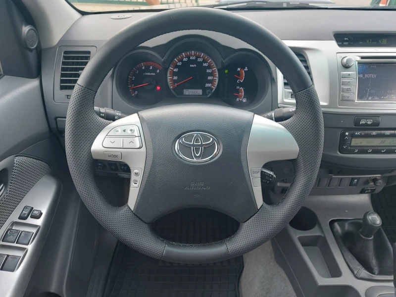 Toyota Hilux 3.0 D4-D, 171 к.с., 4х4, АВТОМАТИК, ЮЖНА ИТАЛИЯ, снимка 11 - Автомобили и джипове - 51414702