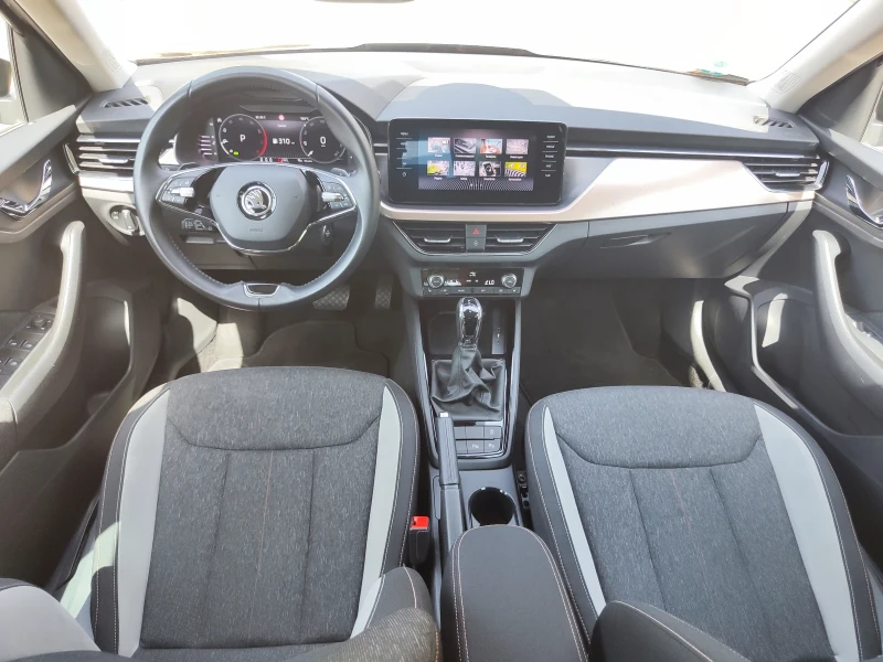 Skoda Kamiq Style, 7dsg, parking асистент, матрични фарове , снимка 10 - Автомобили и джипове - 51979424