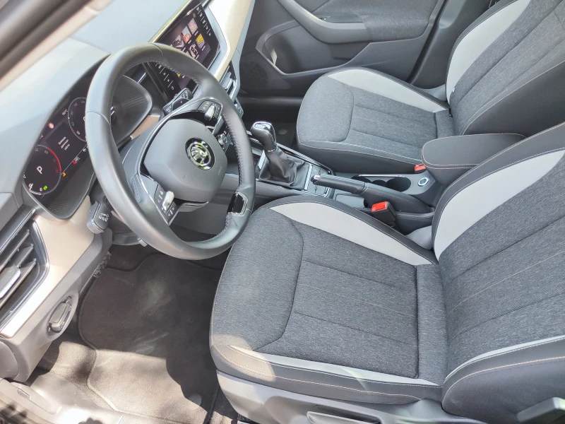 Skoda Kamiq Style, 7dsg, parking асистент, матрични фарове , снимка 11 - Автомобили и джипове - 51979424