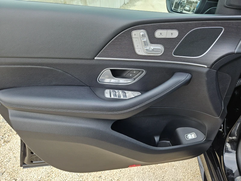 Mercedes-Benz GLE 300 Нов внос от представители на Мерцедес в Милано Ита, снимка 15 - Автомобили и джипове - 53028611