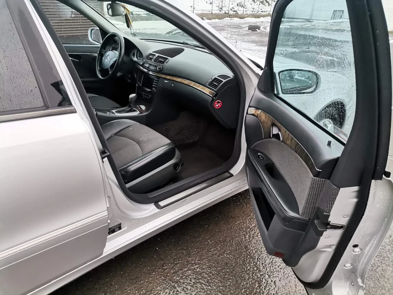 Mercedes-Benz E 220 Barter, снимка 2 - Автомобили и джипове - 53191788