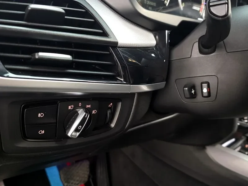 BMW X5 xDrive M50D, снимка 17 - Автомобили и джипове - 56254063
