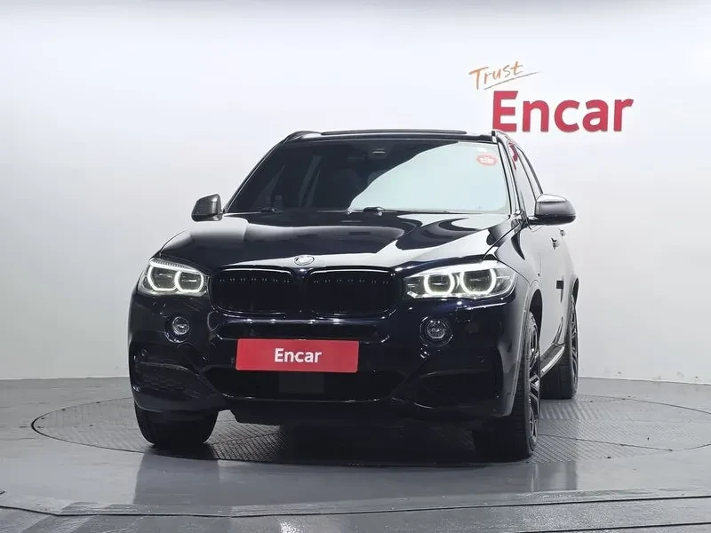 BMW X5 xDrive M50D, снимка 3 - Автомобили и джипове - 56254063