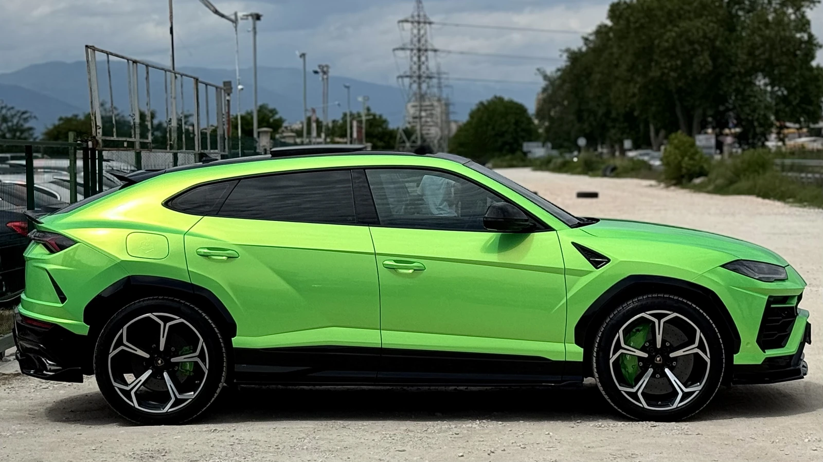Lamborghini Urus Aero Pack= Carbon Ceramic= Bang&Olufsen= Panorama= - изображение 4