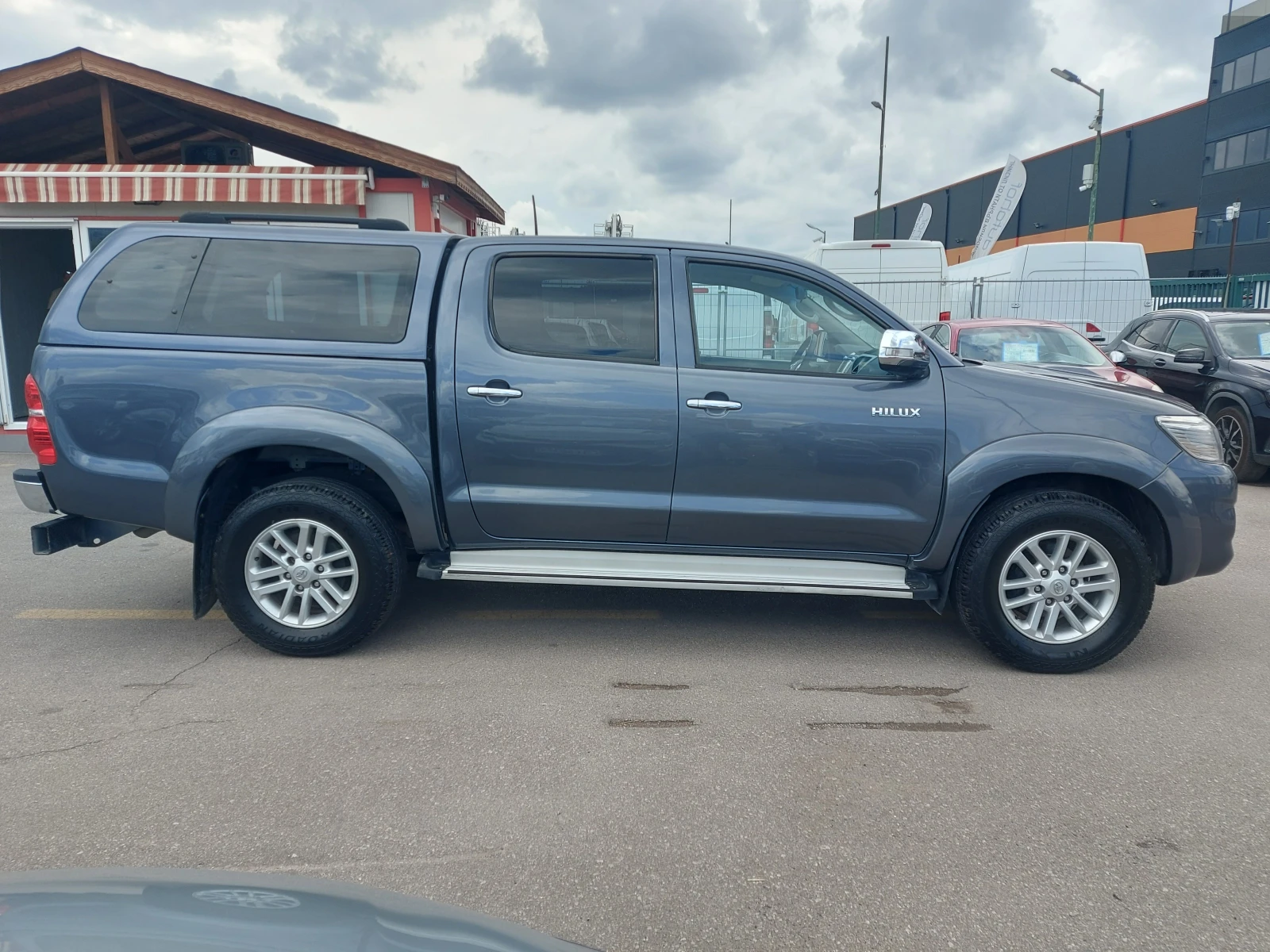Toyota Hilux 3.0 D4-D, 171 к.с., 4х4, АВТОМАТИК, ЮЖНА ИТАЛИЯ - изображение 5