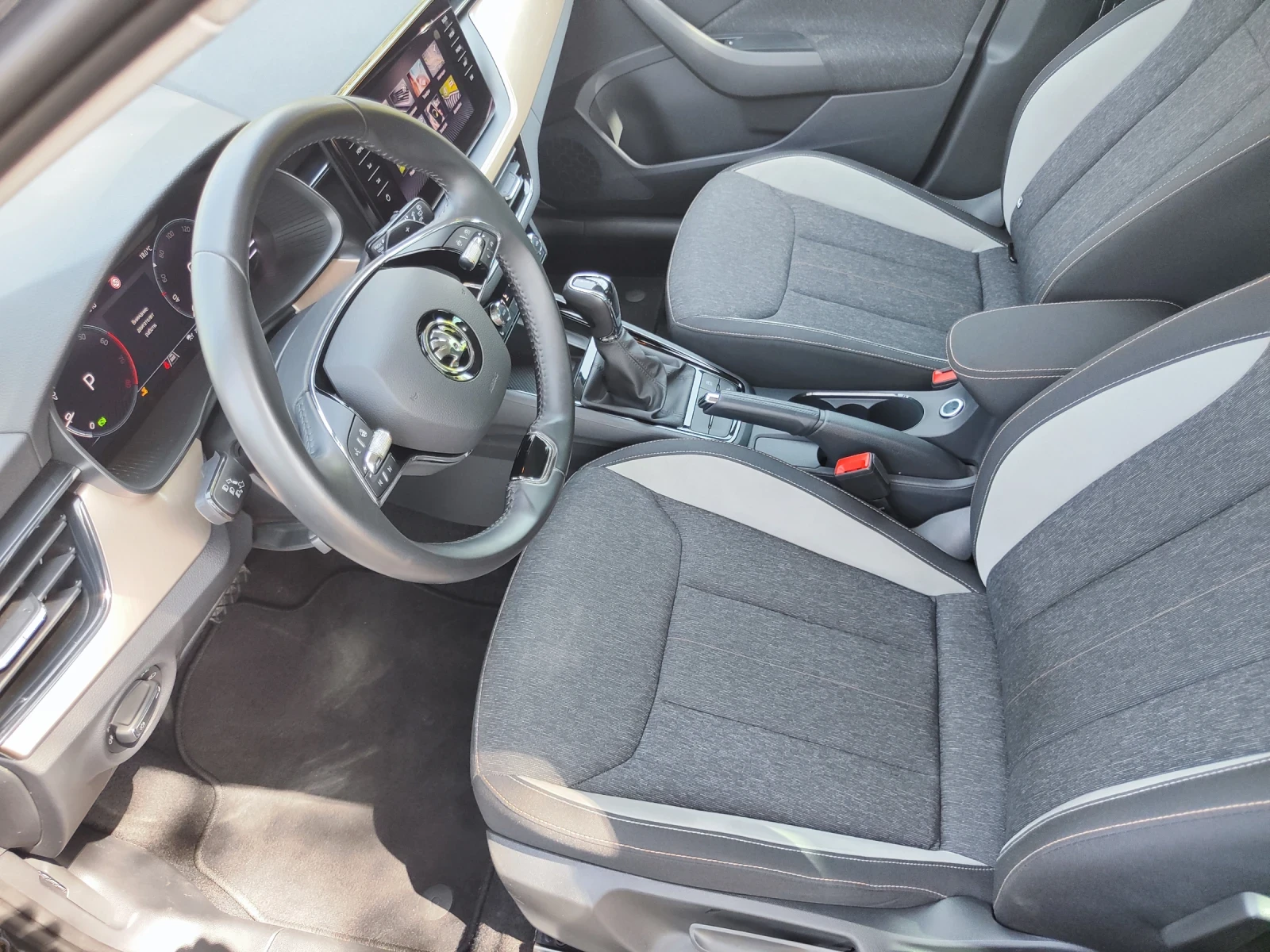 Skoda Kamiq Style, 7dsg, self parking | Mobile.bg   11