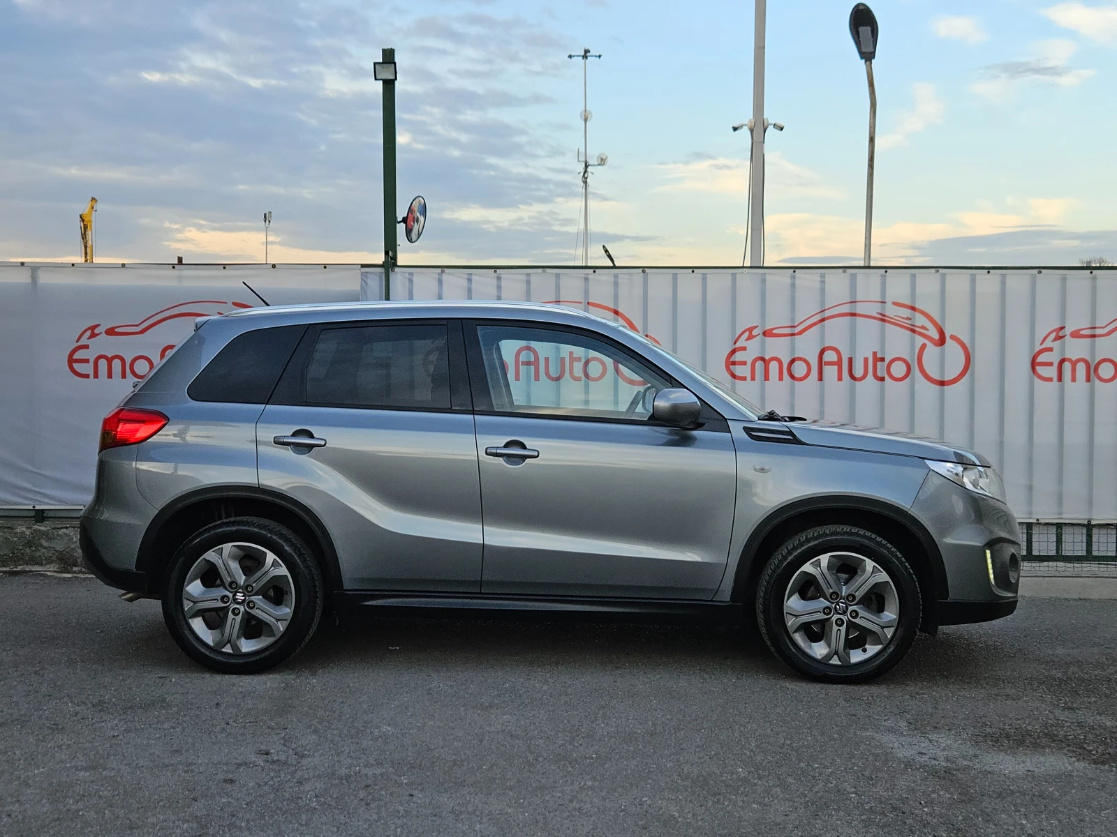 Suzuki Vitara 1.6D/AllGrIP/6ск/LED/КАМЕРА/ДИСТРОНИК/NAVI/БЛУТУТ - изображение 2