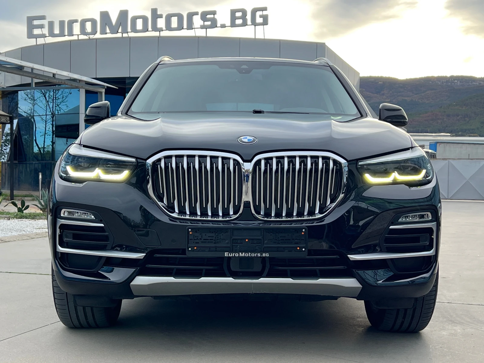 BMW X5 30d, 286ps, X-Drive, X-Line, 7м, MHEV48V, DISTR, L - изображение 2