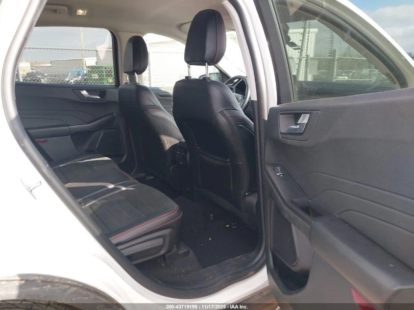 Ford Escape 2.0L I-4 DI, DOHC, VVT, TURBO, 250HP All Wheel | Mobile.bg � ����������� 15