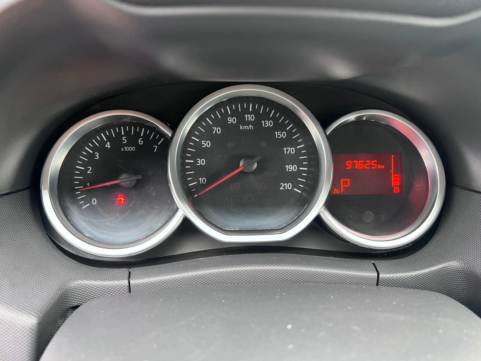 Dacia Duster 1.5 DCI AUTOMAT 97000km | Mobile.bg � ����������� 14