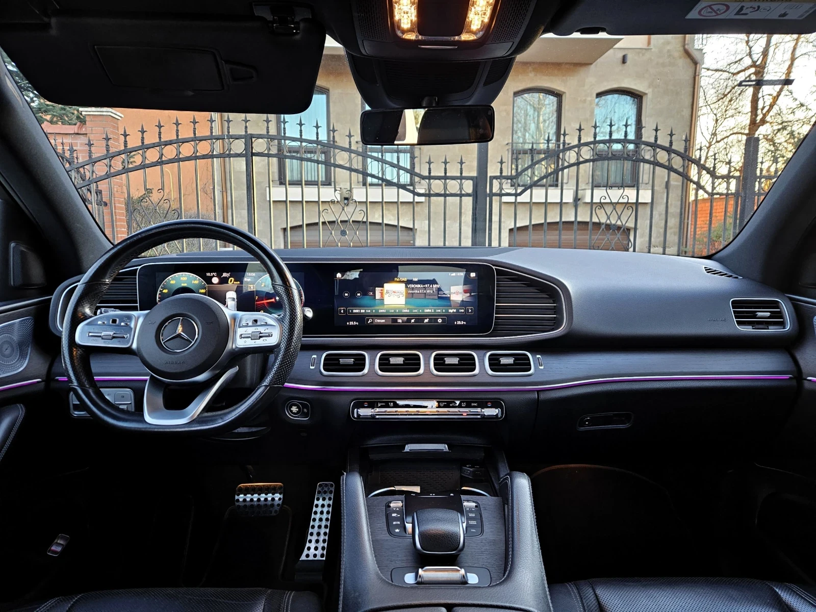 Mercedes-Benz GLE 400 AMG /4-MATIC/AIRMATIC/BI-TURBO/BURMESTER/9G/FULL - изображение 10