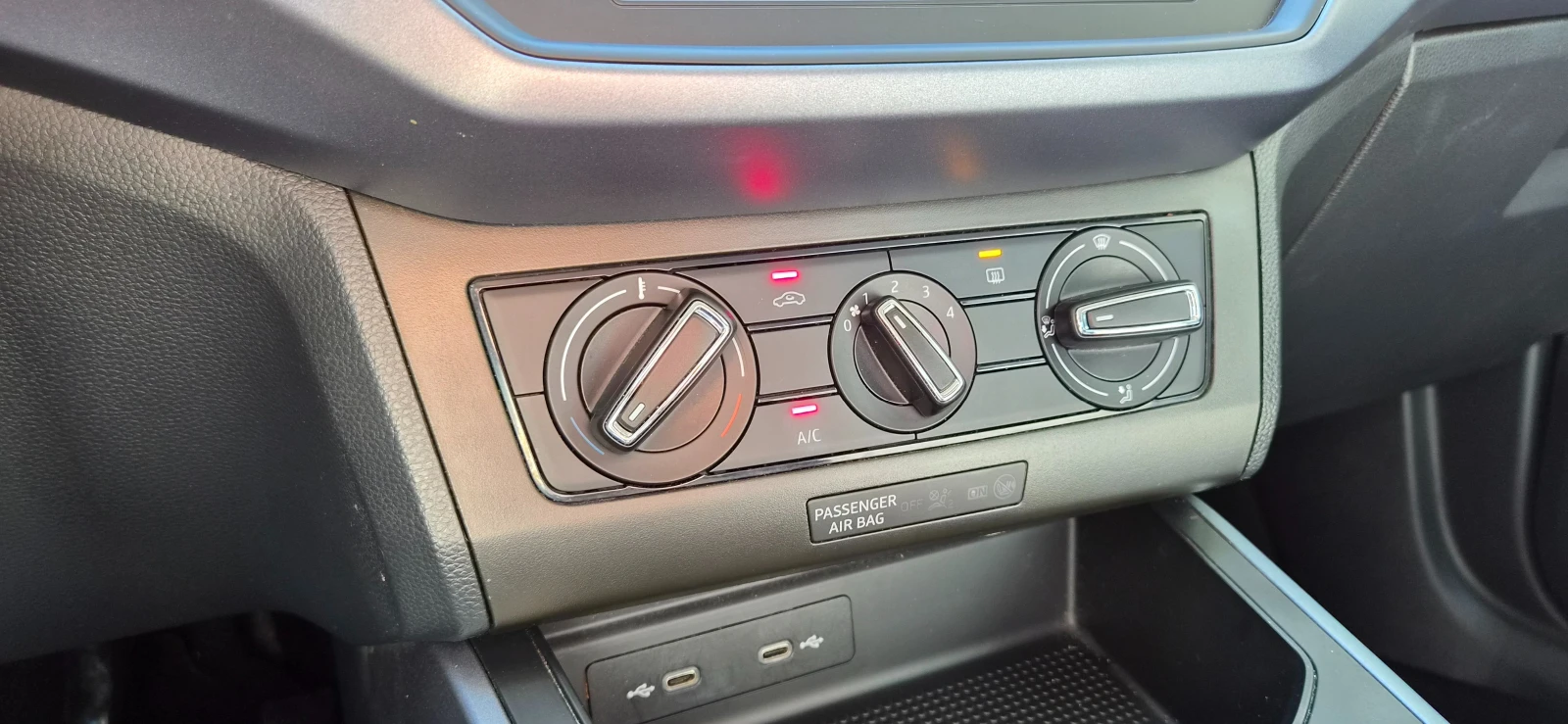 Seat Arona 91000km. , снимка 16 - Автомобили и джипове - 53785059