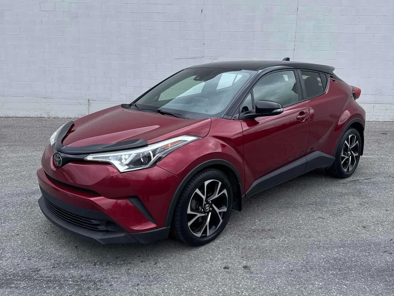 Toyota C-HR * FWD* АВТОКРЕДИТ БЕЗ ПЪРВОНАЧАЛНА ВНОСКА* 
