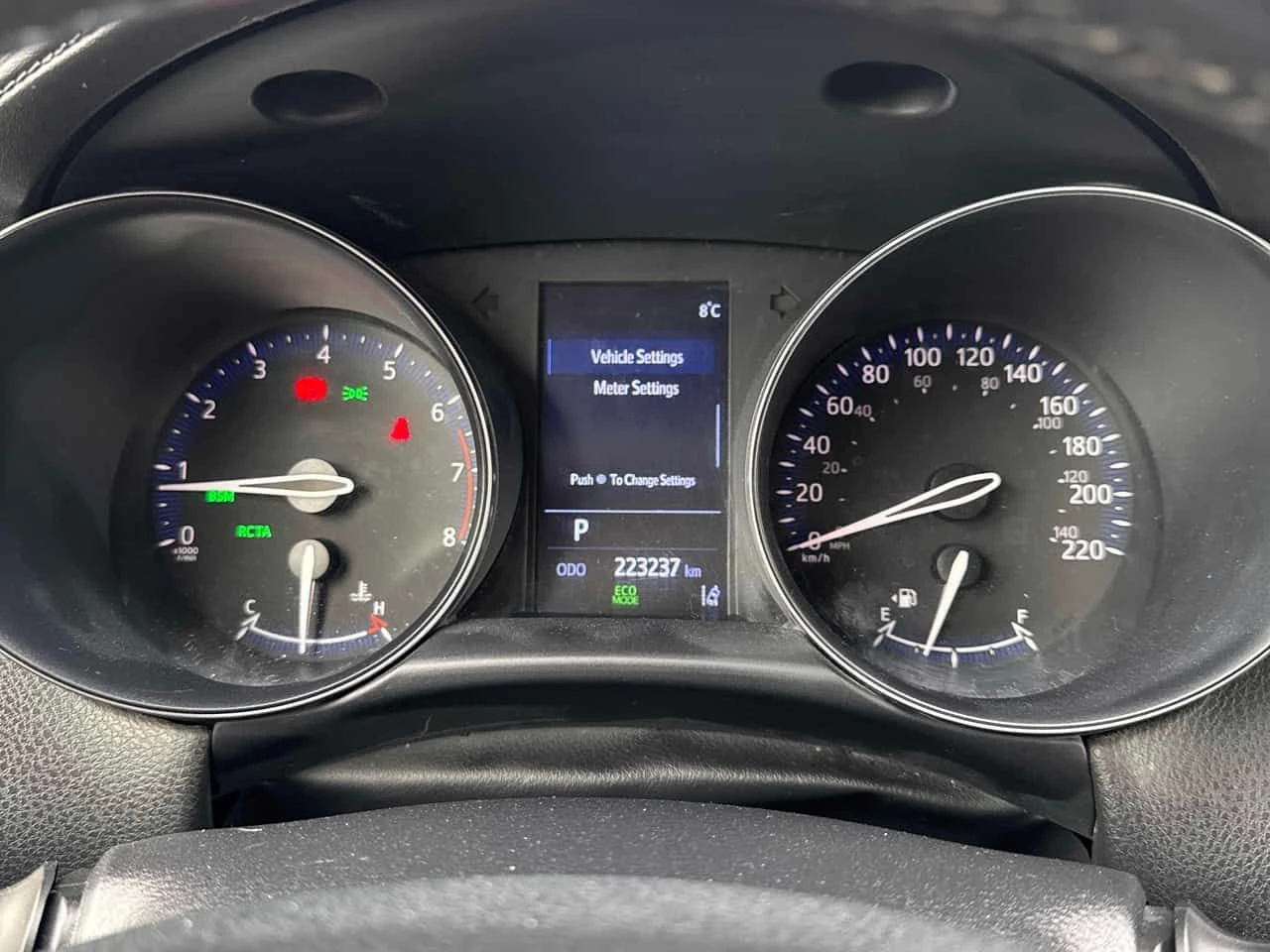 Toyota C-HR * FWD* АВТОКРЕДИТ БЕЗ ПЪРВОНАЧАЛНА ВНОСКА* , снимка 8 - Автомобили и джипове - 54675859