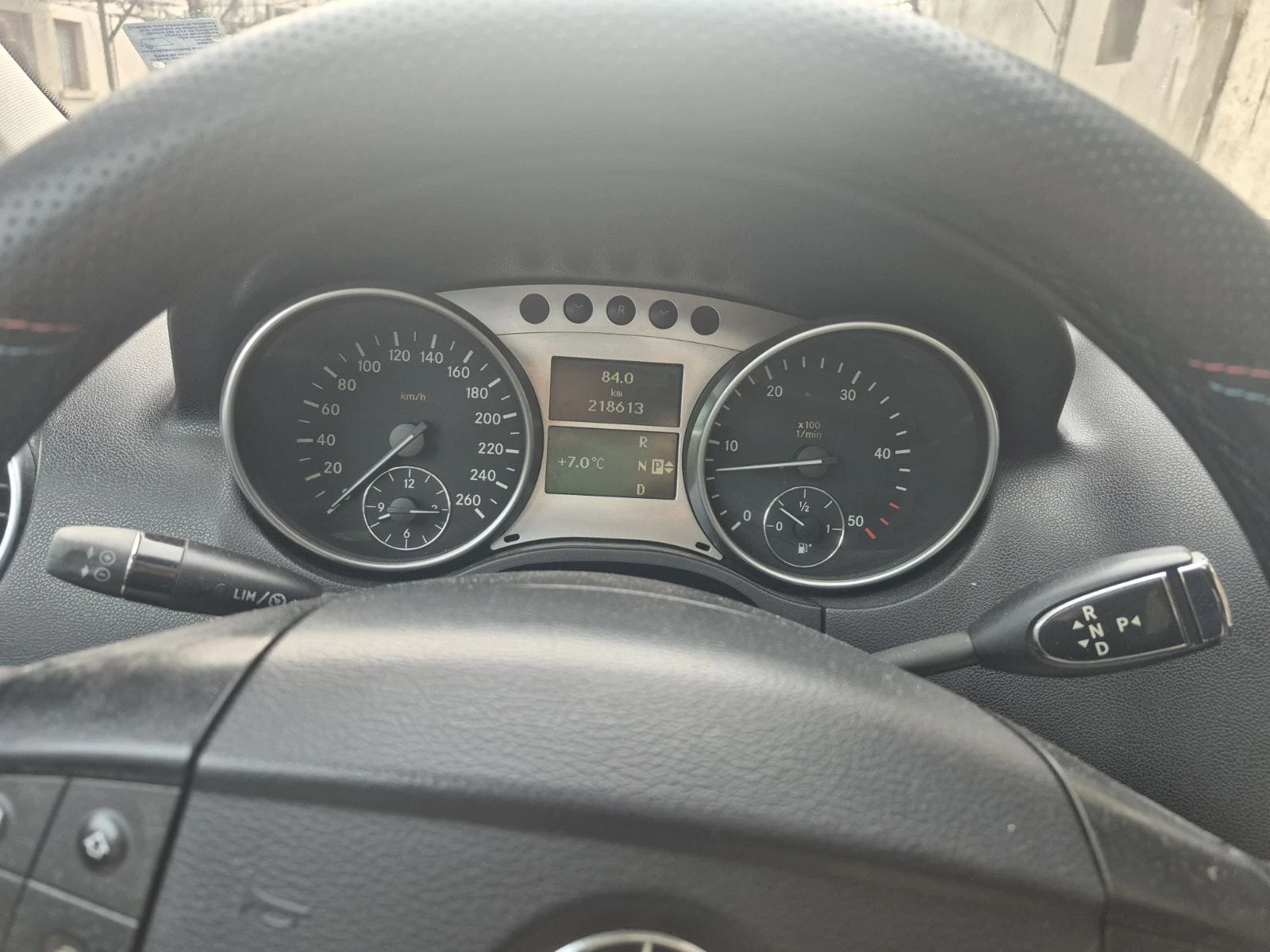 Mercedes-Benz ML 320, снимка 4 - Автомобили и джипове - 54761228