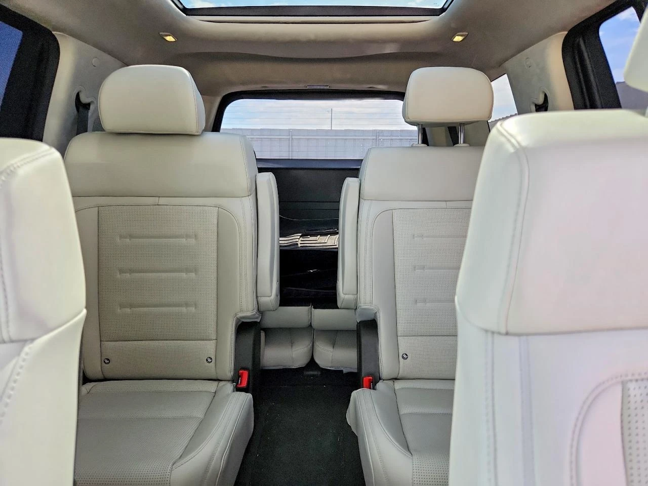 Hyundai Santa fe * CALLIGRAPHY* AWD* , снимка 11 - Автомобили и джипове - 55198984