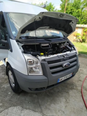  Ford Transit