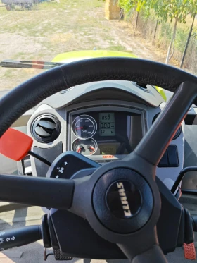 Трактор Claas AXION 850, снимка 10