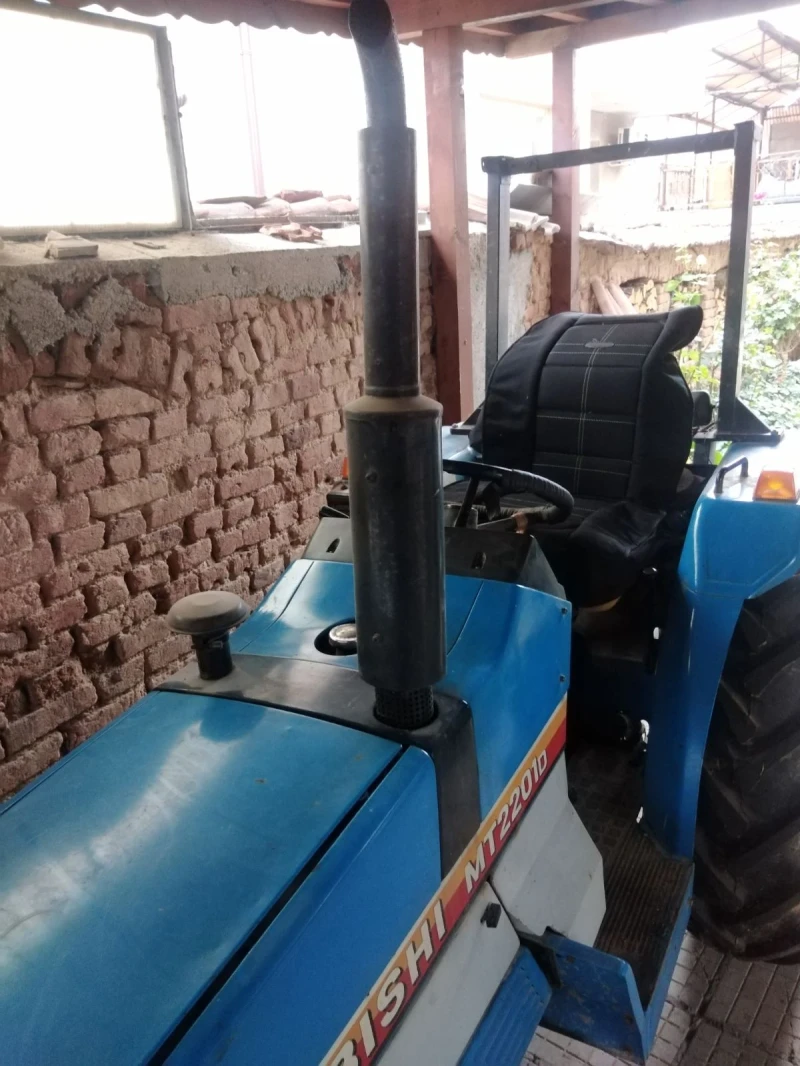 Трактор Mitsubishi 2201D, снимка 9 - Селскостопанска техника - 52877765