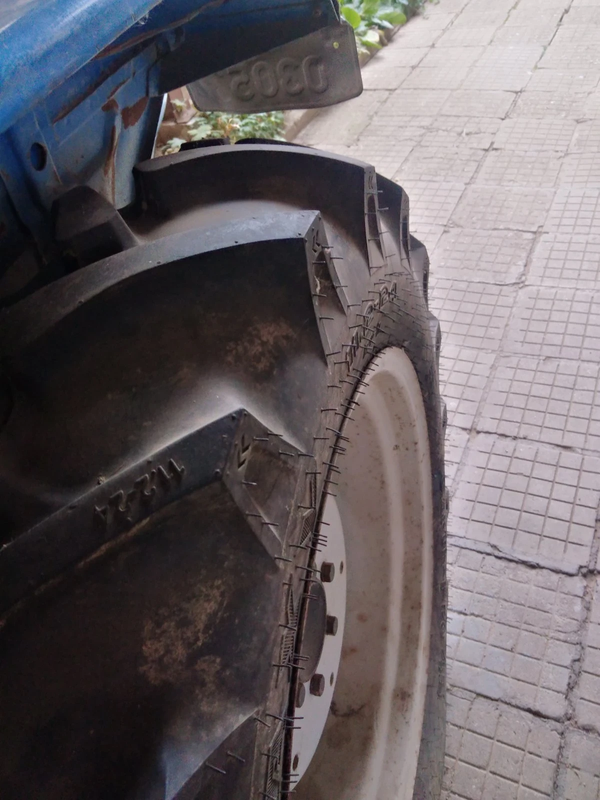 ������� Mitsubishi 2201D | Mobile.bg � ����������� 11