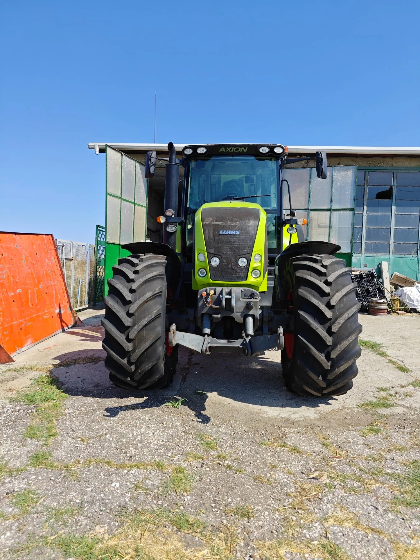 Трактор Claas AXION 850, снимка 7 - Селскостопанска техника - 55816549