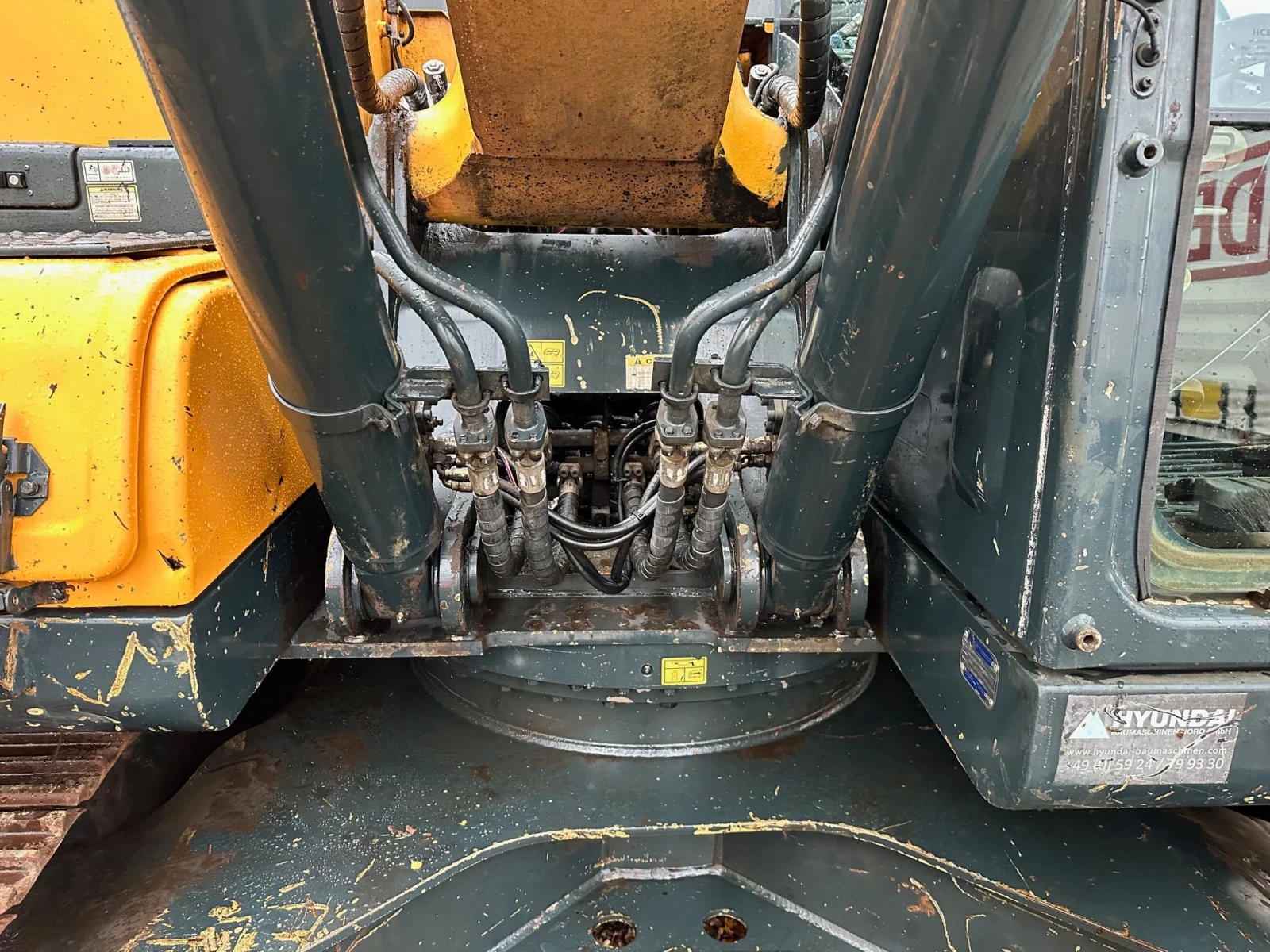 Багер Hyundai HX 220 L НОВА КОФА ЛИЗИНГ - изображение 10