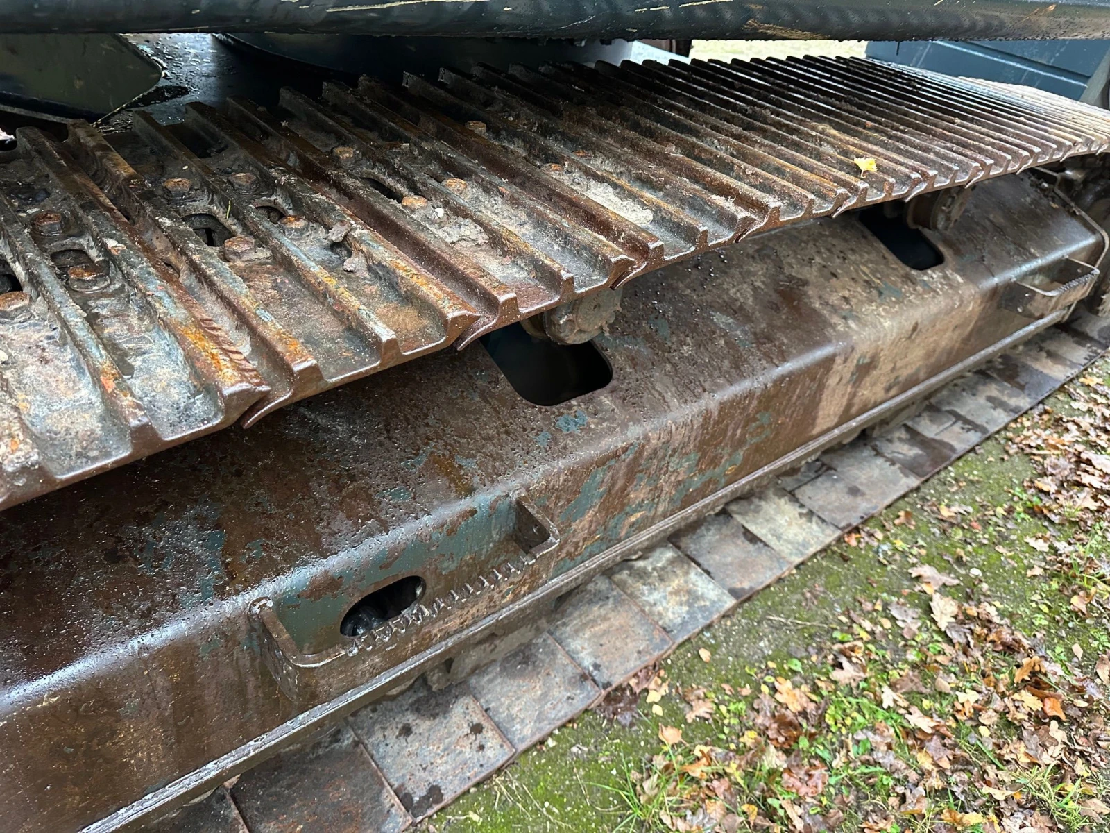  Hyundai HX 220 L    | Mobile.bg   13