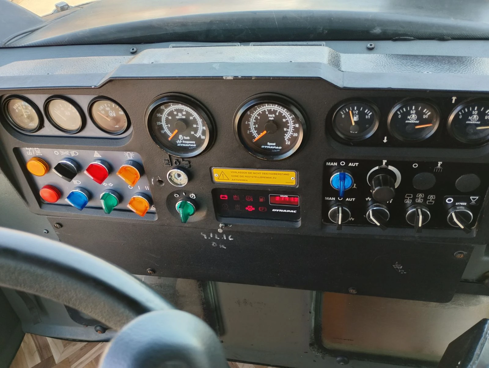 Валяк Dynapac CG233HF, снимка 8 - Индустриална техника - 55622998