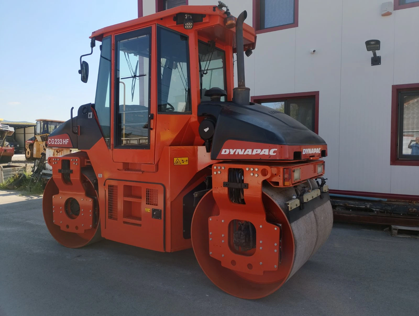 Валяк Dynapac CG233HF, снимка 2 - Индустриална техника - 55622998