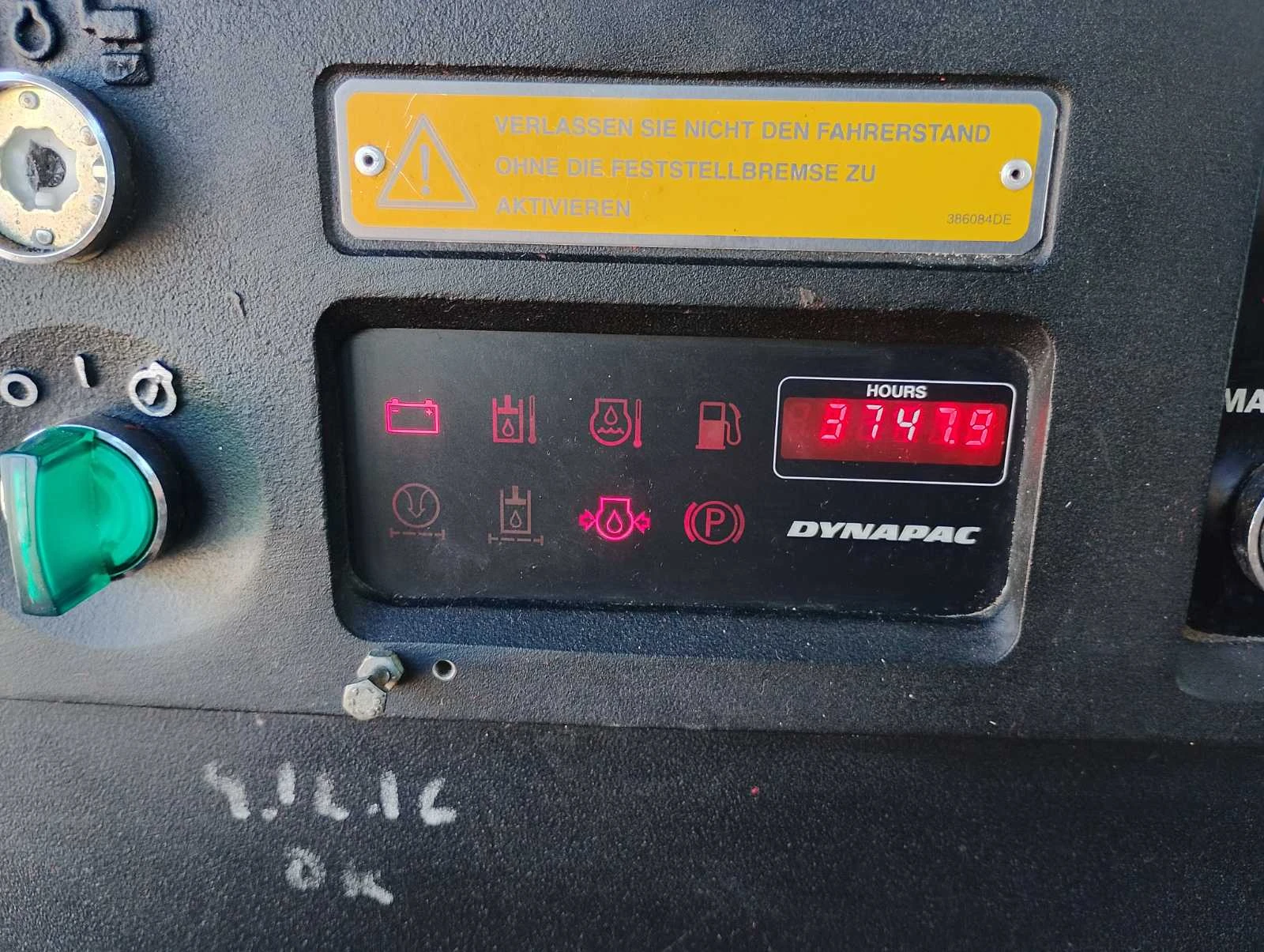 Валяк Dynapac CG233HF, снимка 9 - Индустриална техника - 55622998