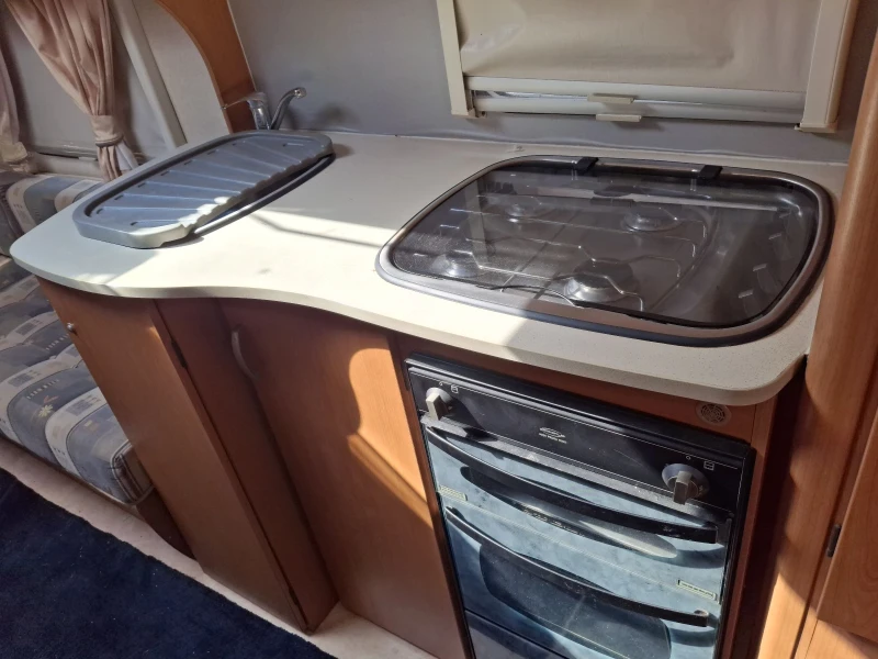 Каравана Bailey RANGER S 5, снимка 5 - Каравани и кемпери - 49878319