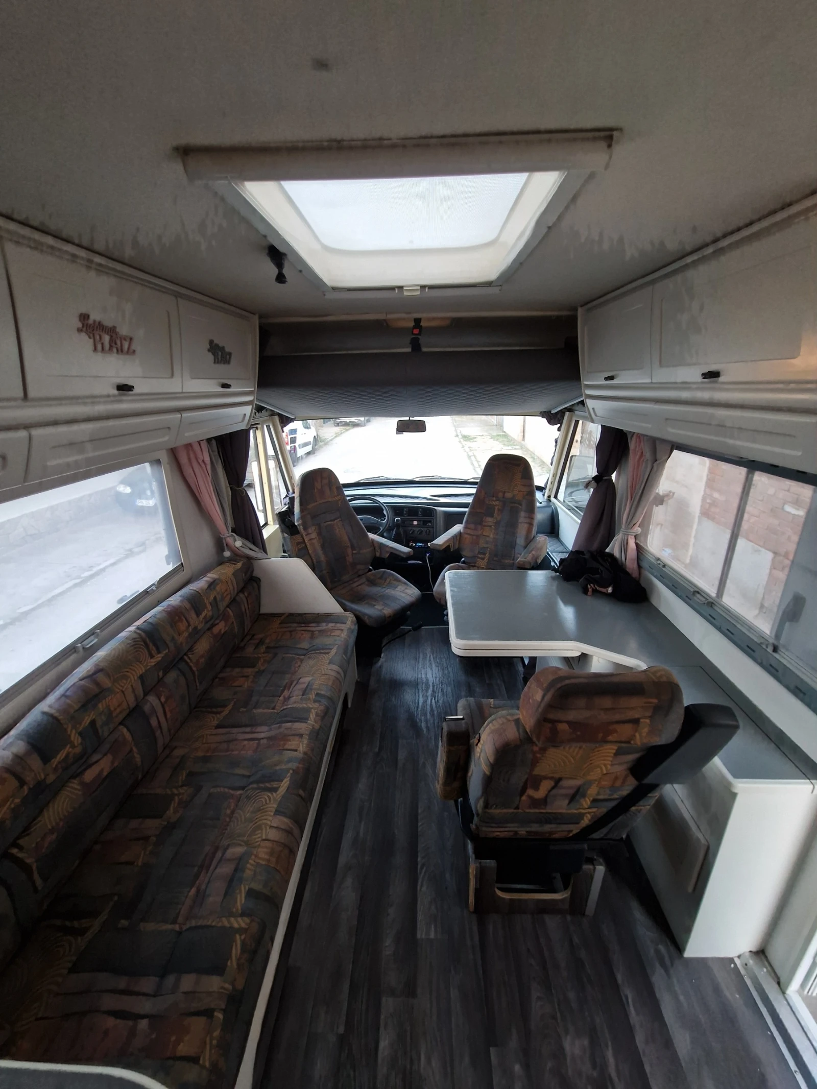 Кемпер HYMER / ERIBA, снимка 11 - Каравани и кемпери - 54975685