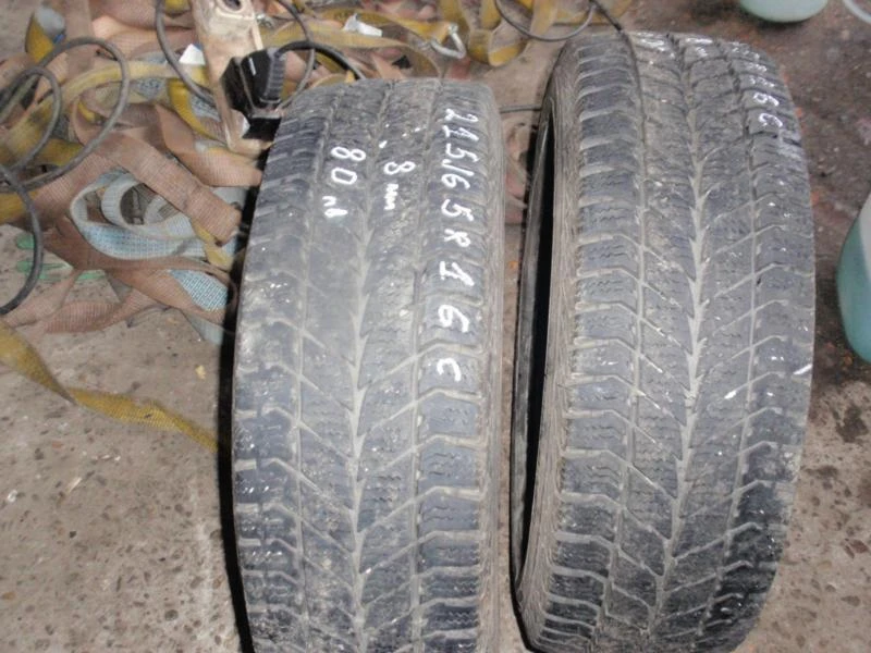 Гуми Всесезонни 215/65R16, снимка 2 - Гуми и джанти - 6312467