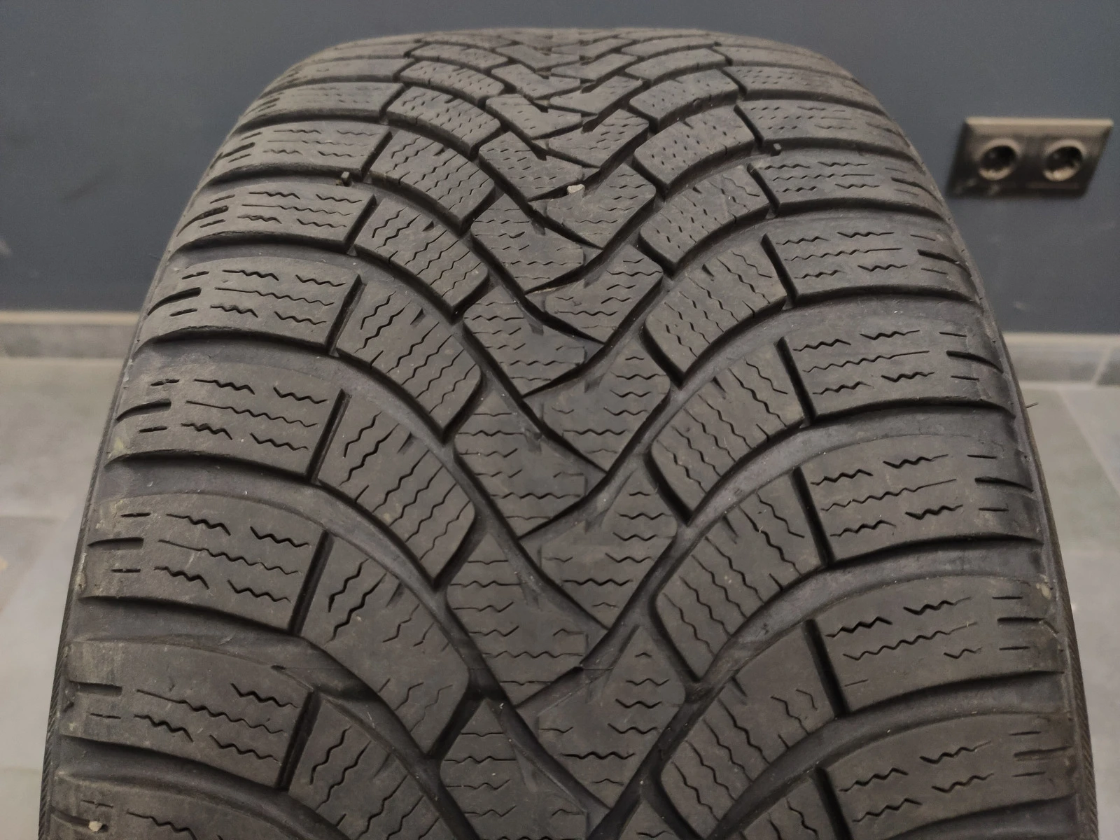  225/40R18 | Mobile.bg   3