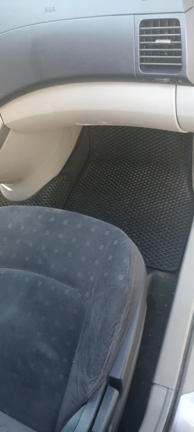 Mitsubishi Grandis 2.4i, снимка 4